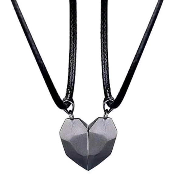 🖤 Heart Friendship Necklaces - Picture 2 of 2